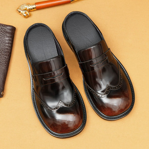 Chaussures pour hommes, style nouveau 2025, demi-mules d'été respirantes, antidérapantes, pour l'extérieur, à enfiler, pour les personnes paresseuses, sans talon, en cuir PU, bandeau - Product Image 3