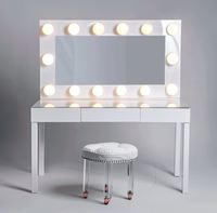 Ensemble de coiffeuse de luxe moderne et contemporain de style européen en bois massif blanc et fer, idéal pour appartement, réglable en hauteur