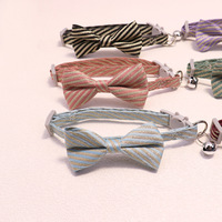 Collier pour animaux de compagnie en coton rayé de style britannique, nœud papillon, cloche, boucle de sécurité réglable, accessoires pour chatons et petits chiens