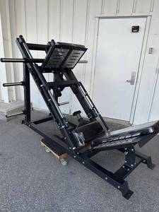 Machine de musculation multifonctionnelle 4-en-1 : Hack Squat, Leg Press, et autres exercices – Nouveau modèle professionnel <span class=keywords><strong>pour</strong></span> l'entraînement de force - Product Image 4