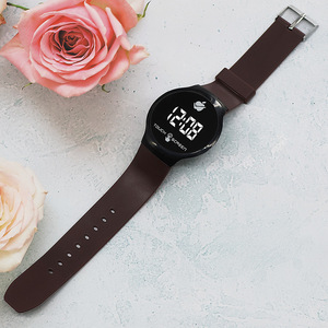 2024 biểu tượng tùy chỉnh bán buôn New Vòng LED Đồng hồ điện tử sinh viên thể thao cảm ứng Đồng hồ nam giới và phụ nữ của trẻ em thời trang đồng hồ - Product Image 3