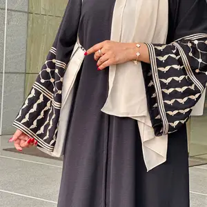 中东土耳其迪拜时尚精致刺绣流苏开衫长袍穆斯林女性伊斯兰连衣裙
