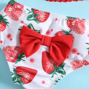 Traje de baño de verano con estampado de fresas para niña, traje de baño de 3 piezas con tirantes y borlas rojas, traje de baño de playa para niñas de aguas termales