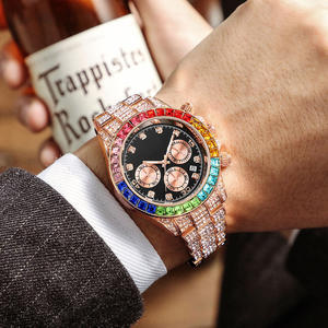 Montre de luxe pour homme, style hip-hop, à quartz, avec diamants et strass, design brillant, très tendance - Product Image 3