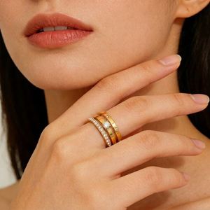 montre femme avec bracelet Expert High Profit Margin Item E-coating Protection Holiday Gift for Women Substantial Feel - Product Image 1