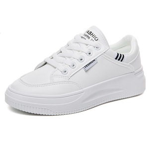 รองเท้ากีฬาลำลองผู้หญิงขายดีปี 2025 สีขาว ระบายอากาศได้ดี พื้นนุ่ม เพิ่มความสูง พื้นหนา สไตล์เดินเล่น สำหรับฤดูใบไม้ร่วง - Product Image 1