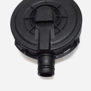วาล์วระบายอากาศในห้องเครื่องยนต์ Audi A4 A6 รุ่น F045 06C103245 อะไหล่เปลี่ยนตัวแยกน้ำมันและน้ำ ปี 2002 2006 - Product Image 5