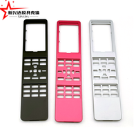 Services de fraisage CNC personnalisés pour le traitement d'alliage d'aluminium de télécommande Apple avec des caractéristiques d'électroérosion et de brochage à fil