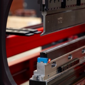 Vendita 70T CNC elettro-idraulico Servo pressa freno sincronizzato automatico <span class=keywords><strong>lamiera</strong></span> piegatura piegatura per acciaio al carbonio - Product Image 6