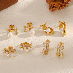 ต่างหูมุกประดับมุกเทียมสีทอง สแตนเลส ดีไซน์ทรงเรขาคณิต ใส่ได้ทุกวัน - Product Image 1