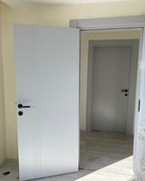 Porte battante en bois moderne pour chambre de villa - Offre spéciale