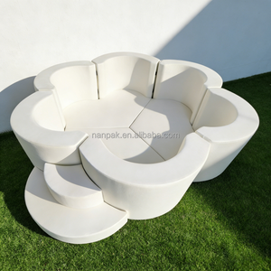 Clásico Parque Infantil de Espuma Blanca para Interiores/Exteriores, Piscina de Bolas Sensorial con Forma de Flor para Niños, con Colchoneta Acolchada, Juego Suave para Fiestas y Eventos - Product Image 1