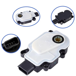 Nissan <b>Shutter</b> Grille Actuator Motor A24041153212 For Replace Repair ABS Material - Product Image 2