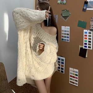 Suéter sexy de hombros descubiertos para mujer, jersey de punto grueso con diseño hueco, estilo holgado, top de manga larga oversize - Product Image 5