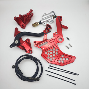 Componente <span class=keywords><strong>CNC</strong></span> Rinforzato FMO per Surron Ultra Bee, Staffa per Doppia Pinza Sinistra e Staffa Freno per Pedane, Accessori Moto - Product Image 4