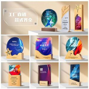 Trofeos de madera personalizados, premios de cristal con grabado de logotipo para eventos corporativos y programas de reconocimiento. - Product Image 2