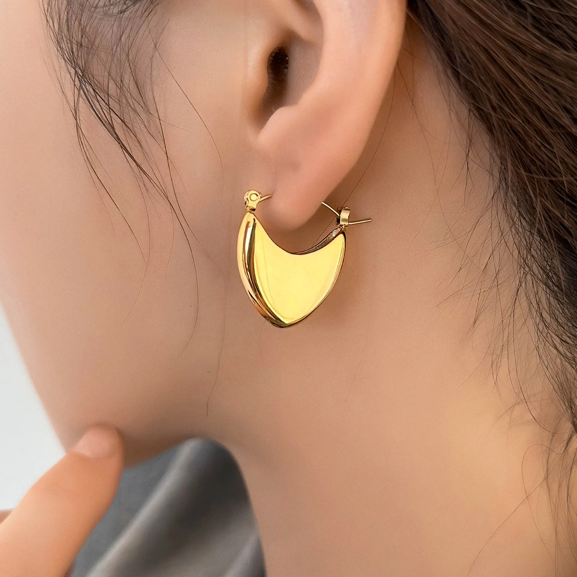 Waterproof Gold Hoop Earrings Stainless Steel French Style Hoop Earrings Trendy Hoops 18K Gold Delicate Love Ear Button Earrings