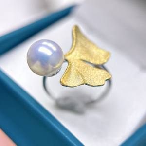 Bague en argent S925 avec feuille de Ginkgo en perle d'eau douce de 9-10 mm, bague en argent pur exquise, lumière intense, extrêmement belle, bijoux fins - Product Image 1