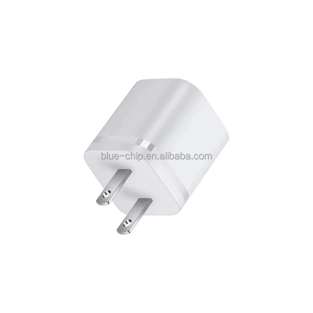 Portable Multifunctional PD 20W Fast Charger Type-C US Plug Wall Charger QC 3.0 20W Power Adapter for Iphone Samsung Devices