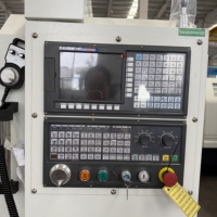Torno Horizontal CNC de Bancada Plana Nuevo CK6150 1000mm con Control Fanuc y 4/6/8 Estaciones, Husillo Único