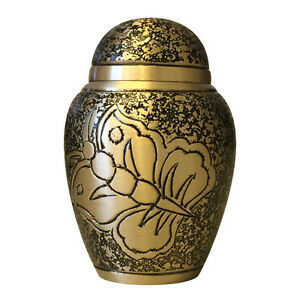 Small <b>Black</b> <b>Polished</b> Classic Keepsake Urn for Cremation Ashes - Product Image 3