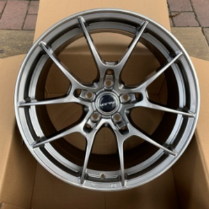 Juego de Rines Escalonados de 19 Pulgadas, 8.5J Delanteros y 9.5J Traseros para <span class=keywords><strong>BMW</strong></span> M340i / <span class=keywords><strong>M440i</strong></span> - Paquete de Rendimiento, Certificación JWL - Product Image 3