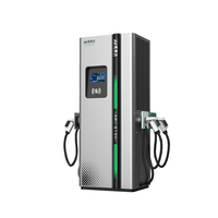 Nouvelle station de charge 120KW DC EV avec système de paiement POS prise à trois pistolets normes CCS et CHAdeMO IP54 pour un usage domestique