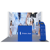 Stand d'exposition modulaire portable 10x10 facile à monter avec écran rétroéclairé pour les salons professionnels de vêtements