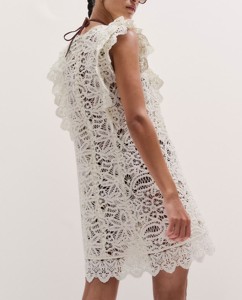 Robe mini en dentelle d'hiver durable - Style vintage décontracté, respirante et lavable - Product Image 4