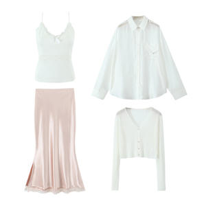 ชุดเซ็ตผู้หญิงไซส์ใหญ่ Runqi เสื้อสายเดี่ยวสีขาว เสื้อคลุมคาร์ดิแกน กระโปรงผ้าซาตินสีพีชชมพู สีพื้น ทรงเข้ารูป แฟชั่นสำหรับผู้ใหญ่ - Product Image 1