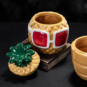 Taza de cerámica Tiki con forma de piña creativa, copa de cóctel con asa para bares tropicales - Product Image 4