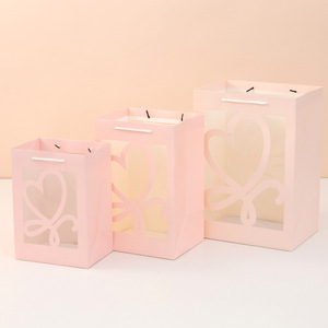 Sac cadeau créatif transparent pour la fête des enseignants Cartable en papier d'art avec fenêtre fleurie pour sac à main souvenir Bouquet Emballage <span class=keywords><strong>de</strong></span> poupée - Product Image 4