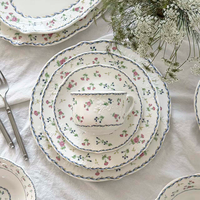 Service de table de mariage 2 pièces en porcelaine fine de haute qualité, motif végétal personnalisé en relief, écologique et anti-fuite
