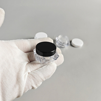 Pot vide de 1 gramme pour pigments, petit et rond, avec couvercle blanc