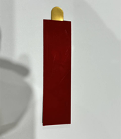 Collier de bouteille personnalisé en aluminium doré mat gaufré et sérigraphié pour décoration de col de bouteille de vin