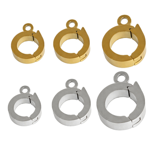 Ciondolo con Foro Largo Placcato <span class=keywords><strong>Oro</strong></span> 18k con Zirconi, Perline Distanziatrici in Ottone, Chiusura a Moschettone Robusta in Argento per Borsa e Cordino in Seta - Product Image 1