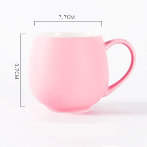 Tazza grande pancia in ceramica coppia uomini e donne casa logo personalizzato testo tazza d'acqua multicolore semplice e fresca <span class=keywords><strong>con</strong></span> manico - Product Image 3
