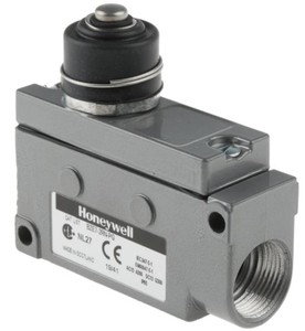 Interruptor de Límite de Servicio Medio Serie E7 BZE7-2RN2-PG, Rotatorio Lateral con Palanca de Rodillo de Acero, SPDT, IP65/IP66 - Product Image 1