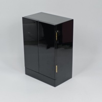 Boîte à vin en bois à finition brillante, double porte, doublure en velours, charnière dorée, boîte à liqueur en bois pour l'affichage de marques de vin et cadeau d'entreprise haut de gamme