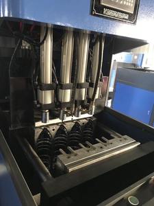 Máquina Sopradora De Garrafa PET Semi Automática/PET Máquina De Moldagem Por Sopro De Garrafa De Plástico - Product Image 2