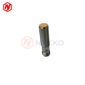 หัววัดแบบเหนี่ยวนำทนสารเคมีรุ่น IFS207 ของ IFM พร้อมตัวเรือน V4A สำหรับการผลิตยา เครื่องสำอาง และการควบคุมอุตสาหกรรม IFS - Product Image 4