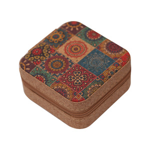Nuevo Joyero de Cuero con Estampado de Madera, Portátil, con Cierre, para Guardar Joyas, OEM, para Aretes, Anillos, Regalo para Mujer - Product Image 1