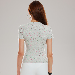 T-<span class=keywords><strong>shirt</strong></span> imprimé à col ras du cou pour <span class=keywords><strong>femme</strong></span>, doux, respirant, extensible, doux pour la peau, à épaules tombantes, coupe ajustée, motif floral, OEM - Product Image 2