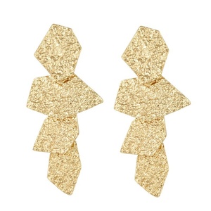 Boucles d'oreilles Jingciren Boutique, best-seller transfrontalier Europe et États-Unis, motif feuille irrégulière, design original et élégant - Product Image 5