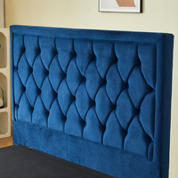 Divan-lit king size rembourré en velours bleu marine avec tiroir de rangement ottoman à boutons au design exclusif