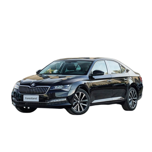 <span class=keywords><strong>Skoda</strong></span> Superb <span class=keywords><strong>2021</strong></span> Automatica Turbo in Pelle R17 Guida a Sinistra Telecamera Fari LED Tetto Apribile per Spostamenti Urbani e Lunghe Distanze - Product Image 1