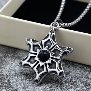 Colgante de estrella de seis puntas de acero inoxidable yunnique con diseño geométrico de piedras preciosas negras para hombre, regalo de collar - Product Image 2