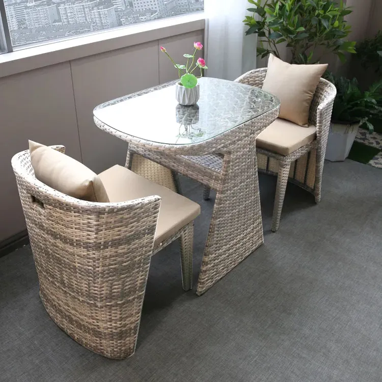 Terrasse im Freien Kunststoff Rattan Stühle Tisch Decken terrassenmöbel-Sets mit Glas PE Rattan moderne Baumwoll-Weidenbaugruppe 3 Stück