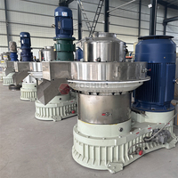 Ligne de production de granulés de combustion de biomasse de grande capacité Machine à granulés à anneau vertical pour la sciure et les copeaux