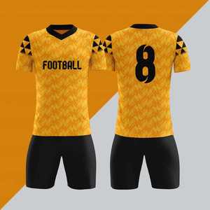 24/25 Heat-Transfer Custom Fußball trikots Sets Atmungsaktive leichte Herren Fußball trikots Sommer Herbst 100% Polyester - Product Image 5